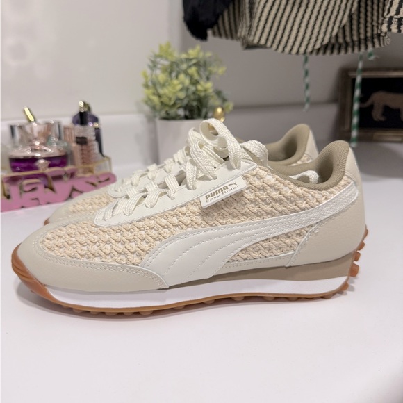 NWOT Puma Easy Rider Knit Sneaker - Picture 1 of 5